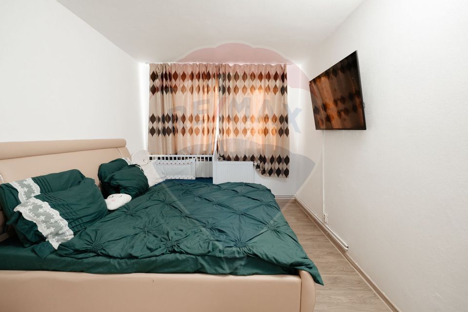 Apartament spatios- decomandat- 2 camere, renovat, Rasnov!