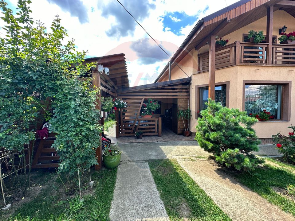 Casa vila premium  de vanzare in Lilieci Bacau