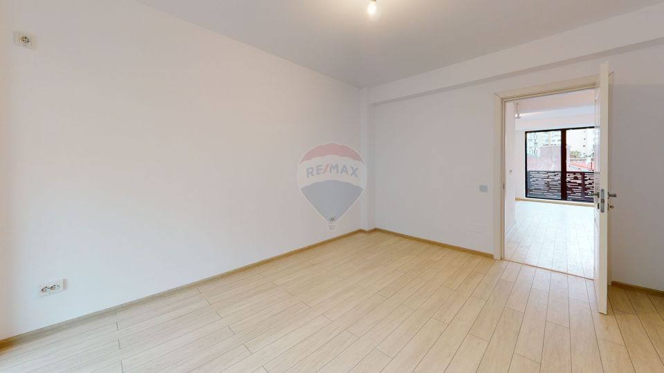 2-room apartment for sale in the area of Unirii Boulevard / Decebal