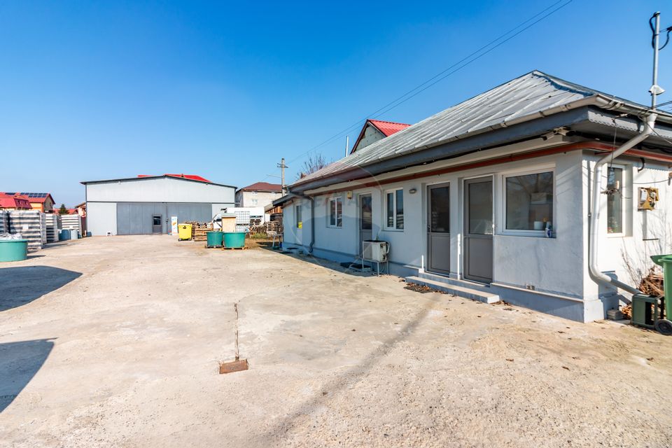 For Sale House / Villa with 11 rooms and Production Hall Voluntari