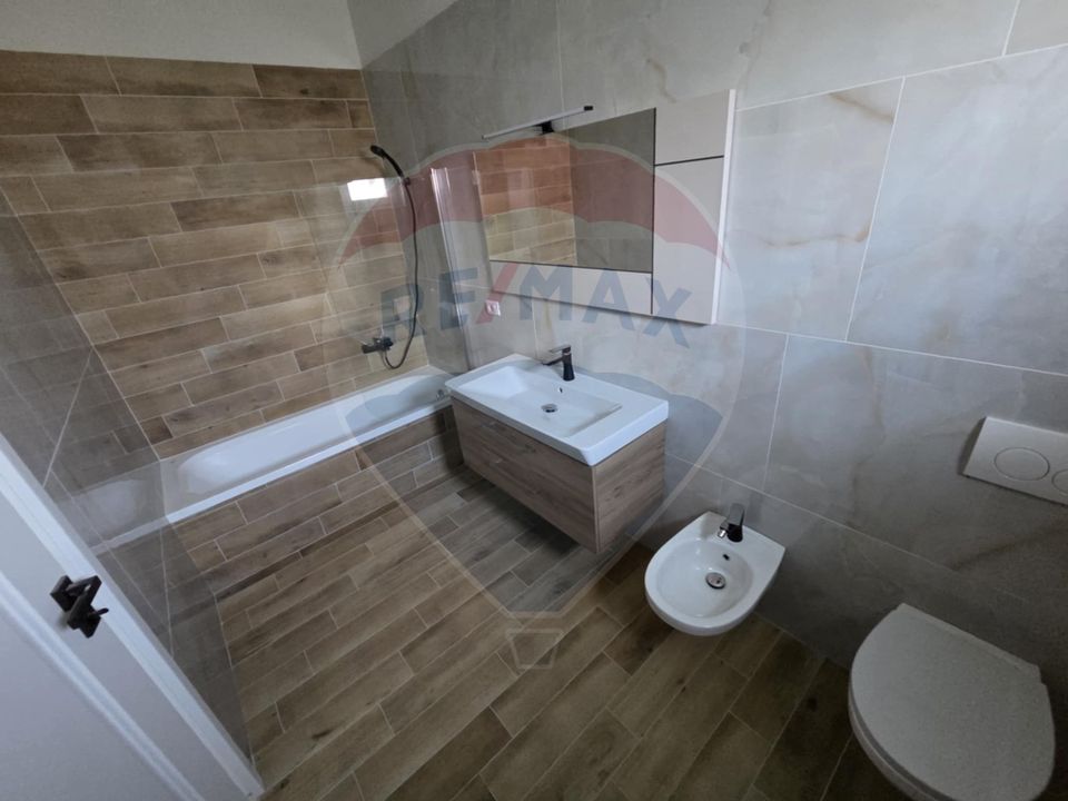 4 room House / Villa for sale