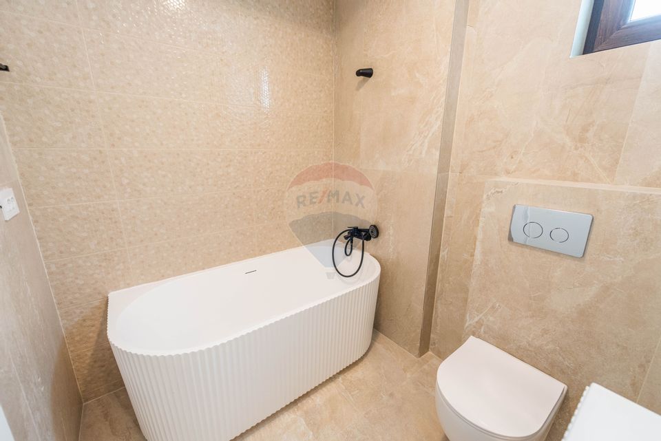 De inchiriat vila 6 camere 160mp in Veris Pipera