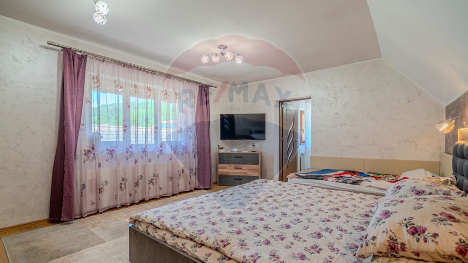 5 room House / Villa for sale