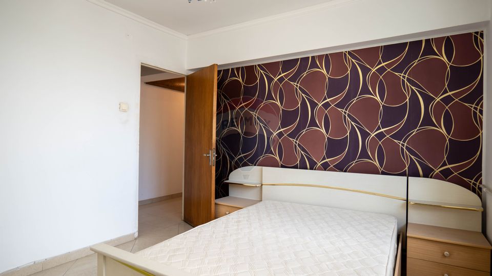 Oferta - vanzare apartament 4 camere decomandat, metrou Obor