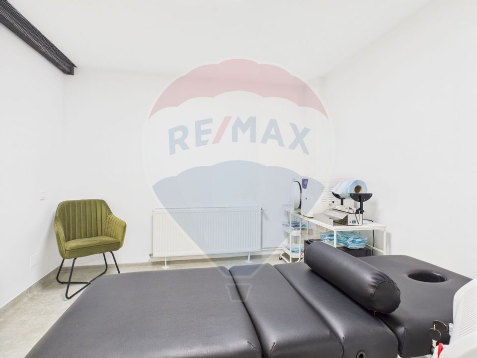 72sq.m Commercial Space for sale, Centrul Civic area