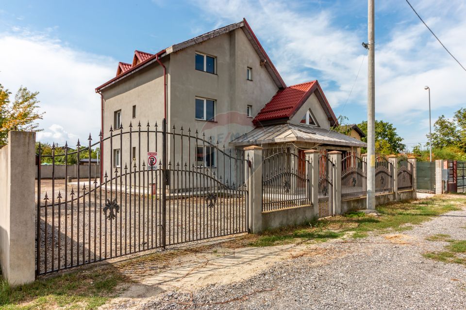 6 room House / Villa for sale