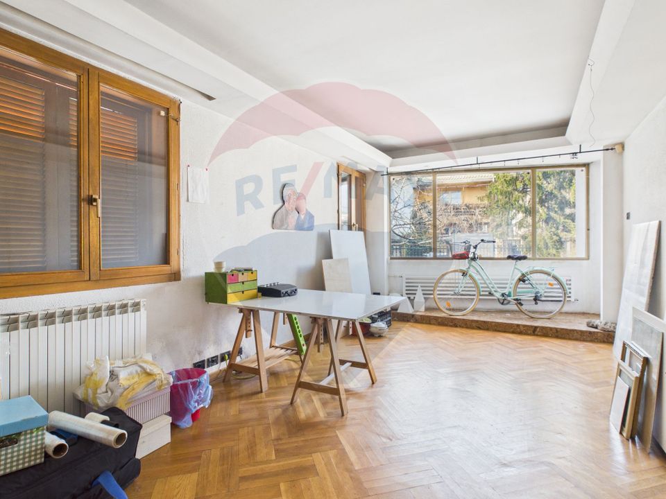 5 room House / Villa for sale, Grivita area