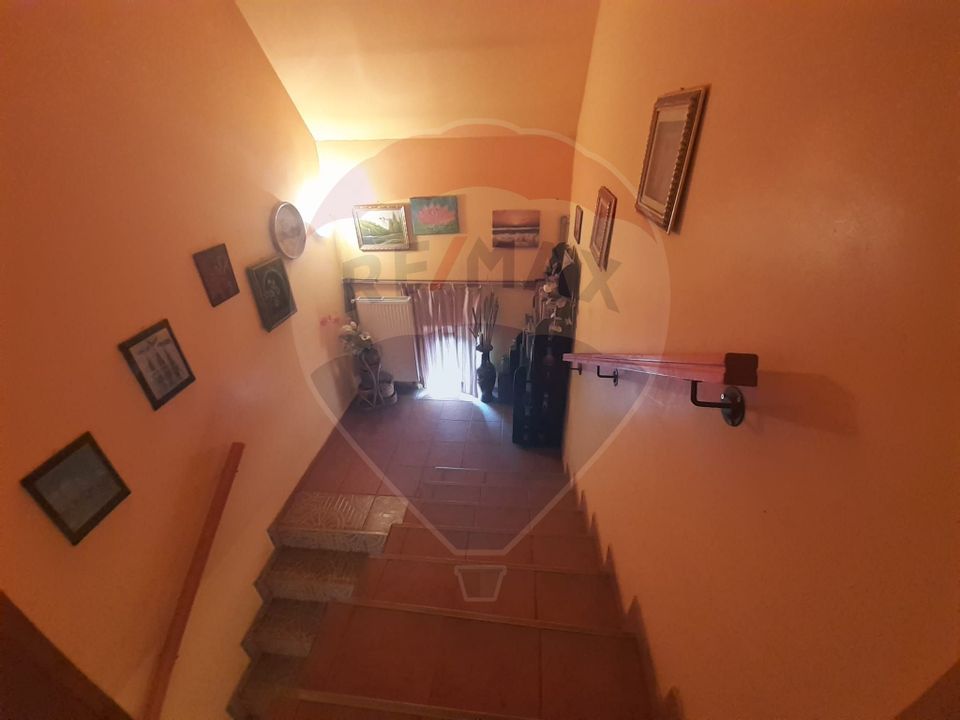 4 room House / Villa for sale