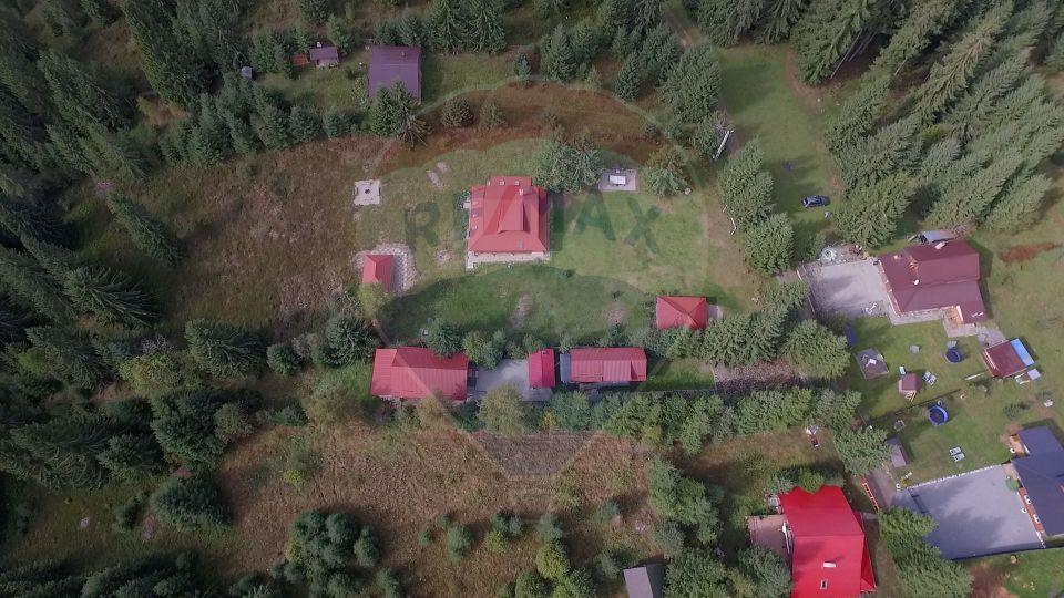 Casă de vacanță, de vânzare, pretabilă locuință sau afacere hotelieră