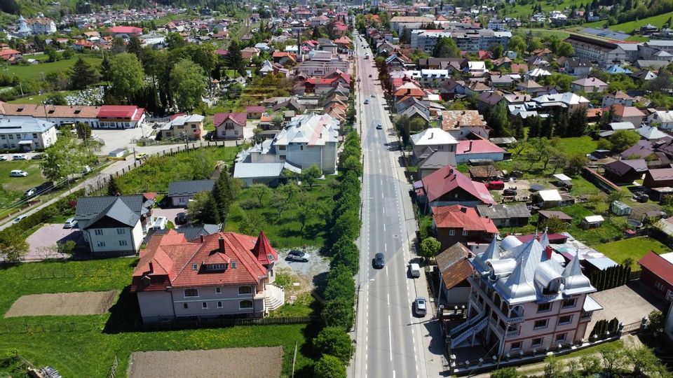 Pensiune/Casă cu 18 camere de vânzare în Campulung Moldovenesc