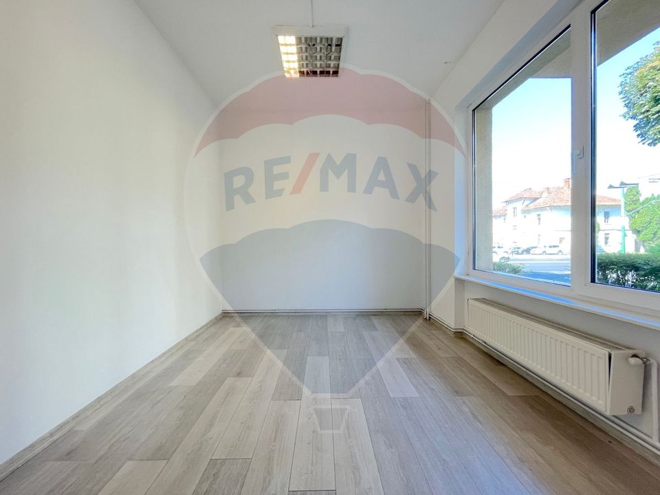 Spațiu de închiriat în zona 13 Decembrie