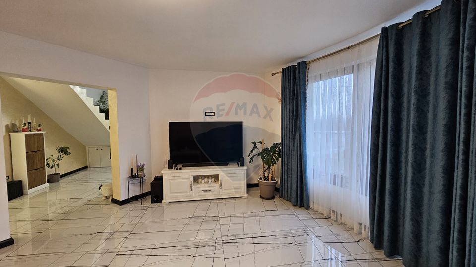 Casă / Vilă de lux, Moara Nica, Suceava