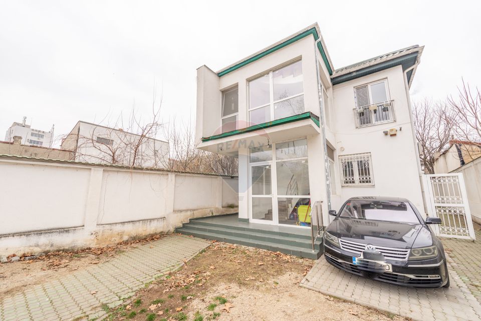 Apartment 3-4 rooms, ground floor villa 2009 Mosilor subway Obor