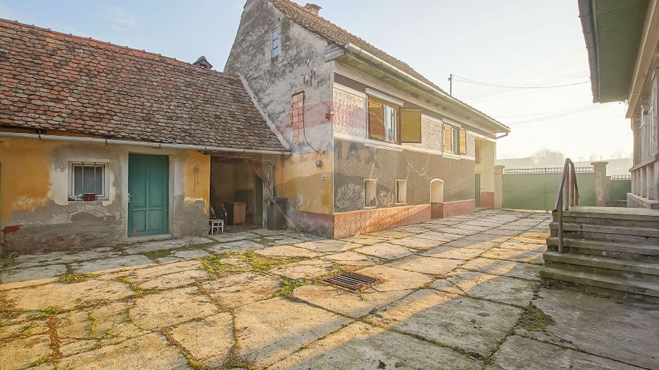 6 room House / Villa for sale