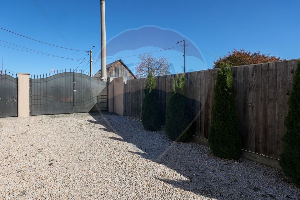 4 room House / Villa for sale