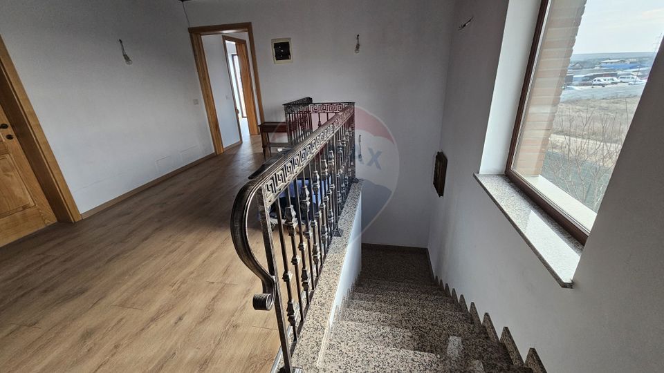 Casă / Vilă de lux, Scheia, Suceava