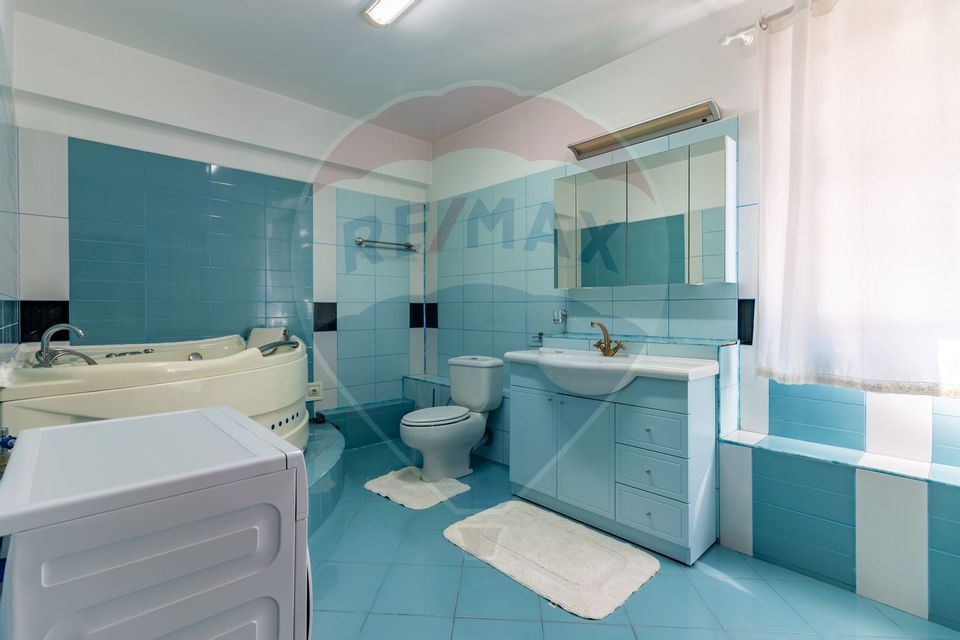 Villa for sale 14 rooms/SWIMMING POOL/ GENEROUS LAND/ BRAGADIRU-ILFOV