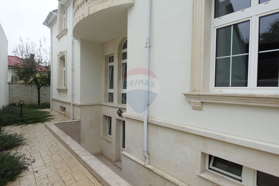 9 room House / Villa for sale, Titulescu area