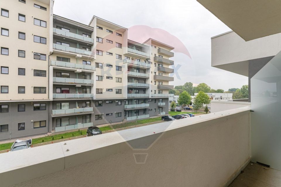 Apartament de vânzare – 3 camere, 72,37 mp + balcon generos