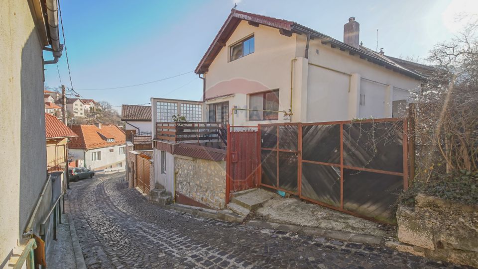 4 room House / Villa for sale, Schei area