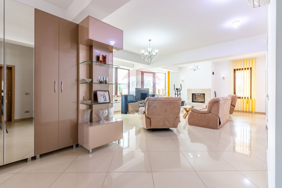 Casă / Vilă cu 4 camere de vânzare Corbeanca