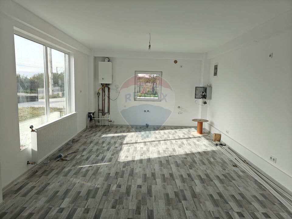 555sq.m Industrial Space for rent, Exterior Nord area