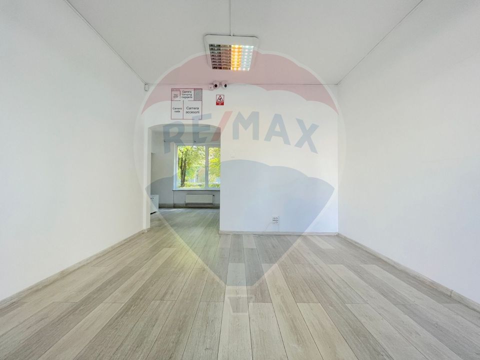 Spațiu de închiriat în zona 13 Decembrie