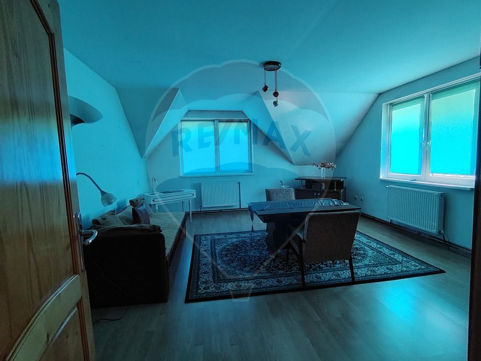 8 room House / Villa for sale, Central area