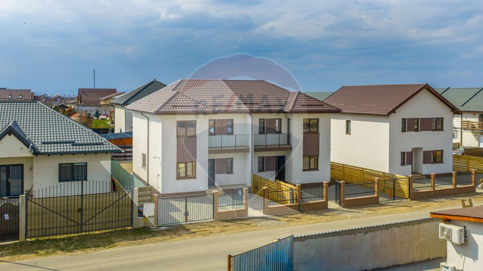 4 room House / Villa for sale