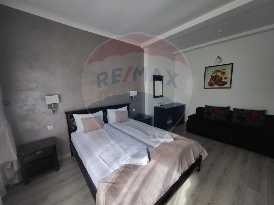 21 room Hotel / Pension for sale, Est area