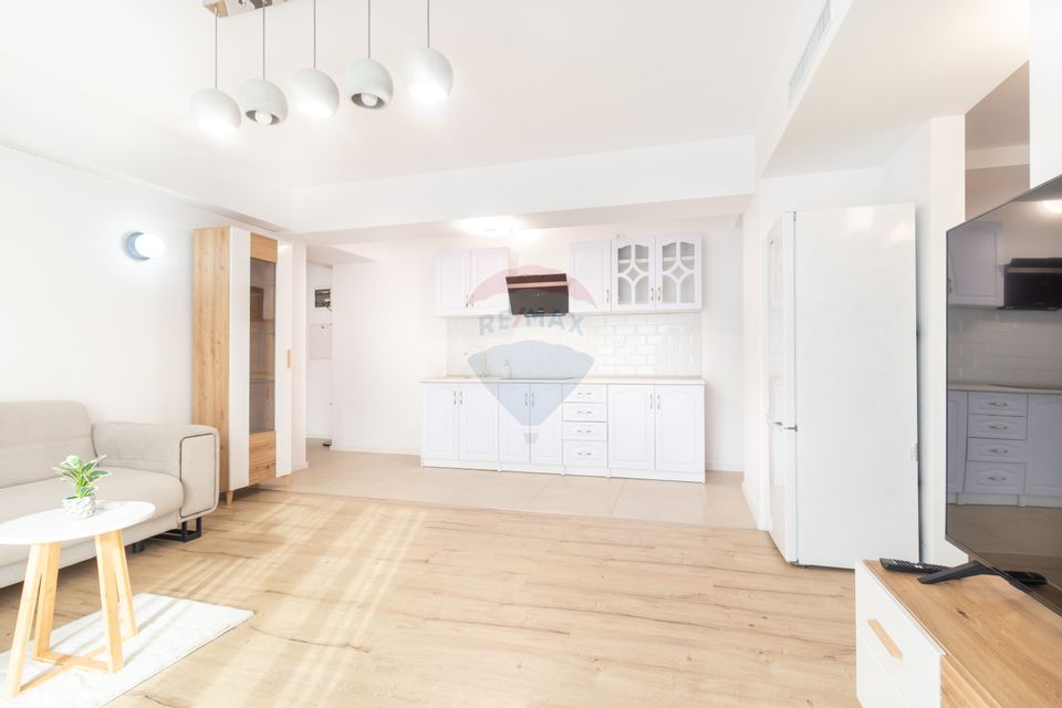 Rent 3 rooms, underground parking, beautiful sunsets, Petrom City