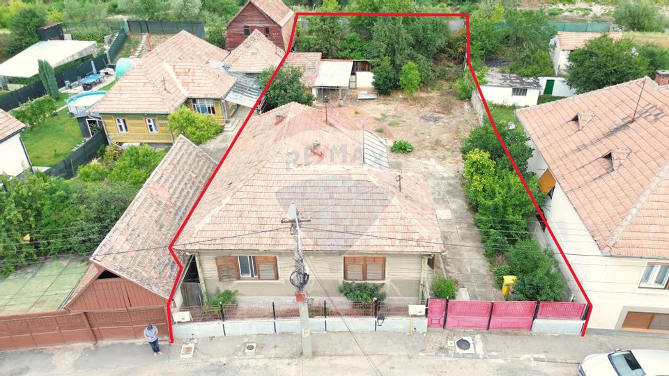 Casă pe un nivel in Medias, teren 533 mp, curte dreapta