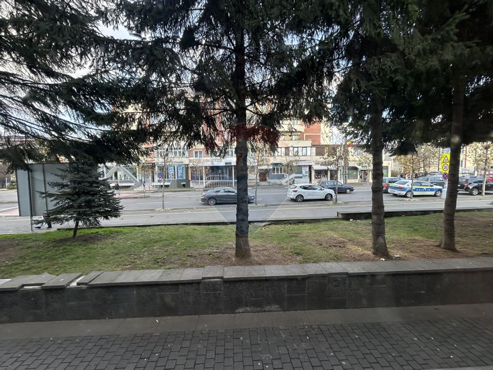 Spațiu comercial de închiriat, 272mp, zona strazii SCOLII, PROGRESULUI