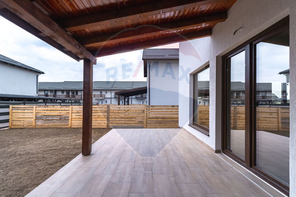 4 room House / Villa for sale