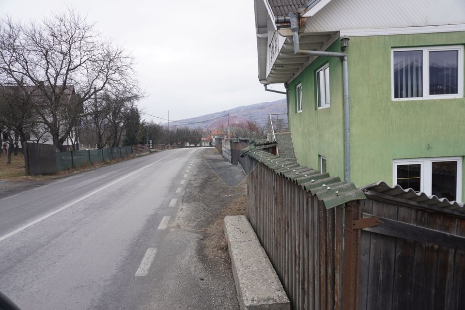 5 room House / Villa for sale