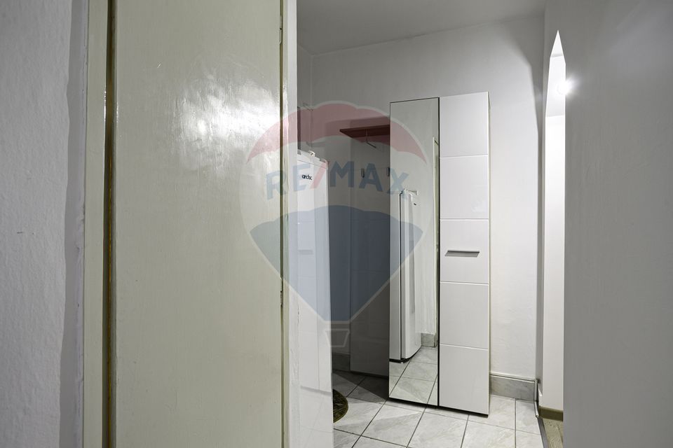 Apartament cu 2 camere Zona Aurel Vlaicu + PARCARE