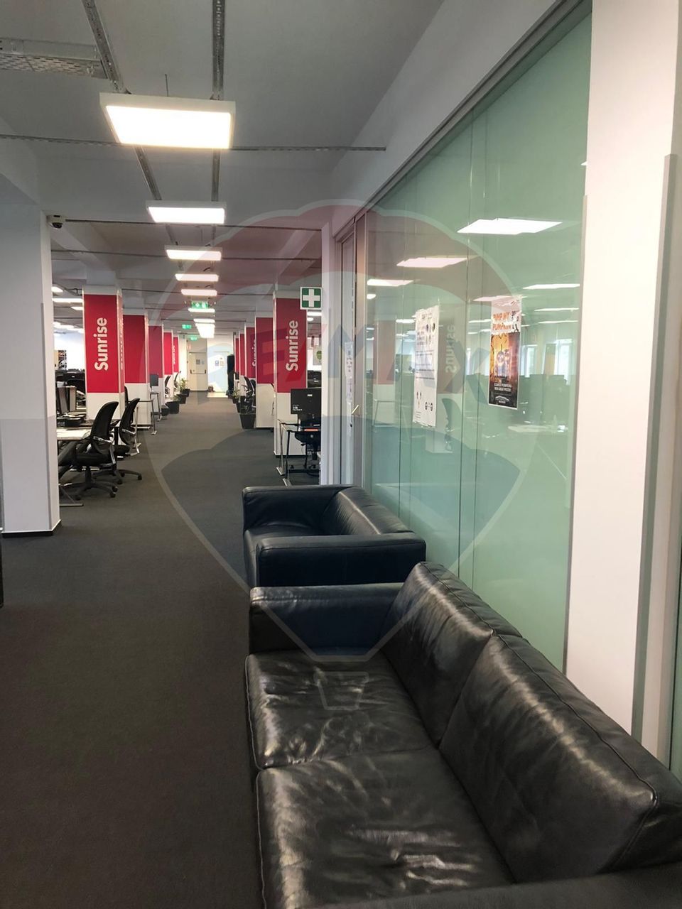 Spațiu de birouri de 4,000mp de vânzare în zona Industriilor