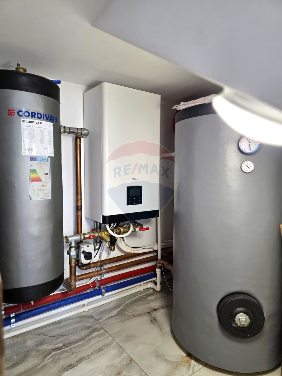 4 room House / Villa for sale, Micro 14 area