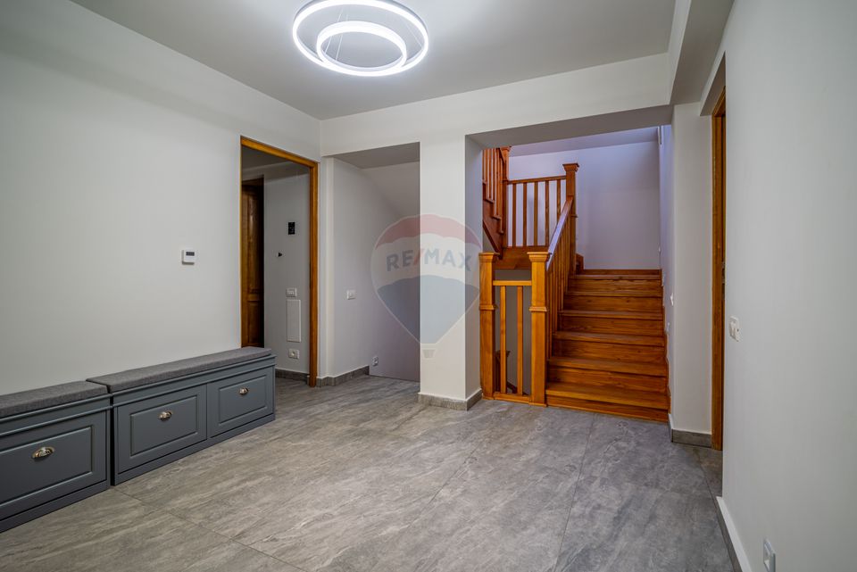 7 room House / Villa for sale, Central area