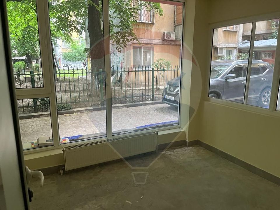 De inchiriat Spațiu comercial stradal zona Universitatii