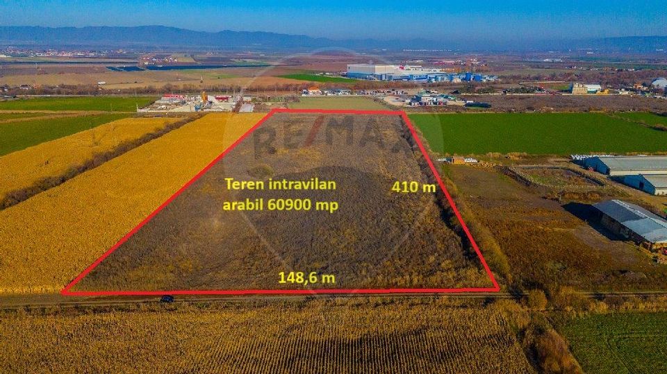 Oportunitate !! Teren intravilan, 60900 mp, zona Hanul din Ardeal