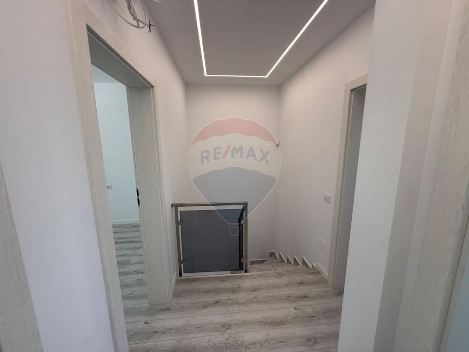 Casa moderna, zona Gara, gata de mutat