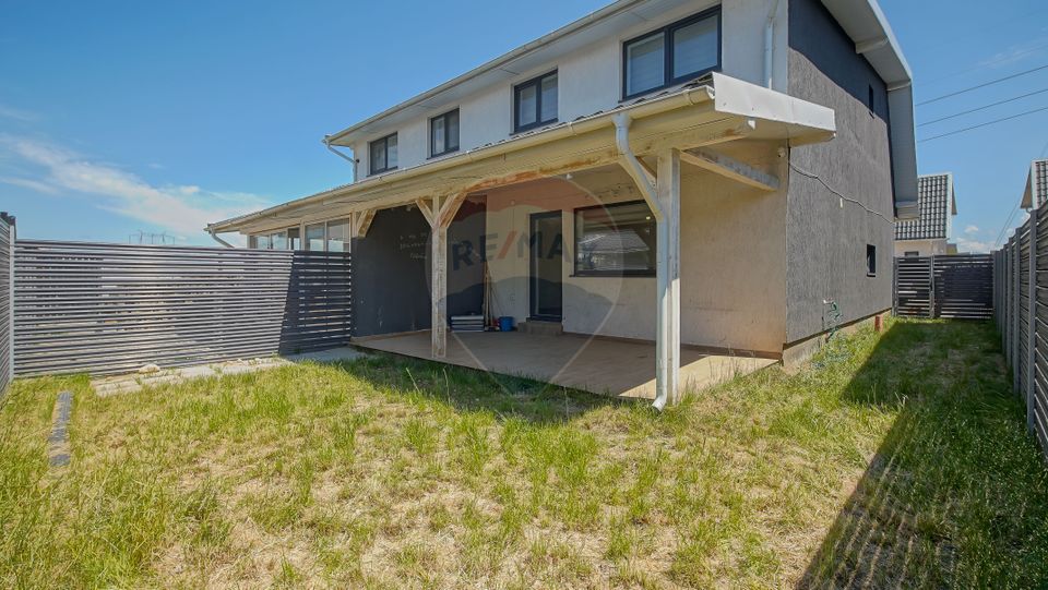 Casă 96 metri pătrați utili – Cartier Valea cu Flori, Brașov