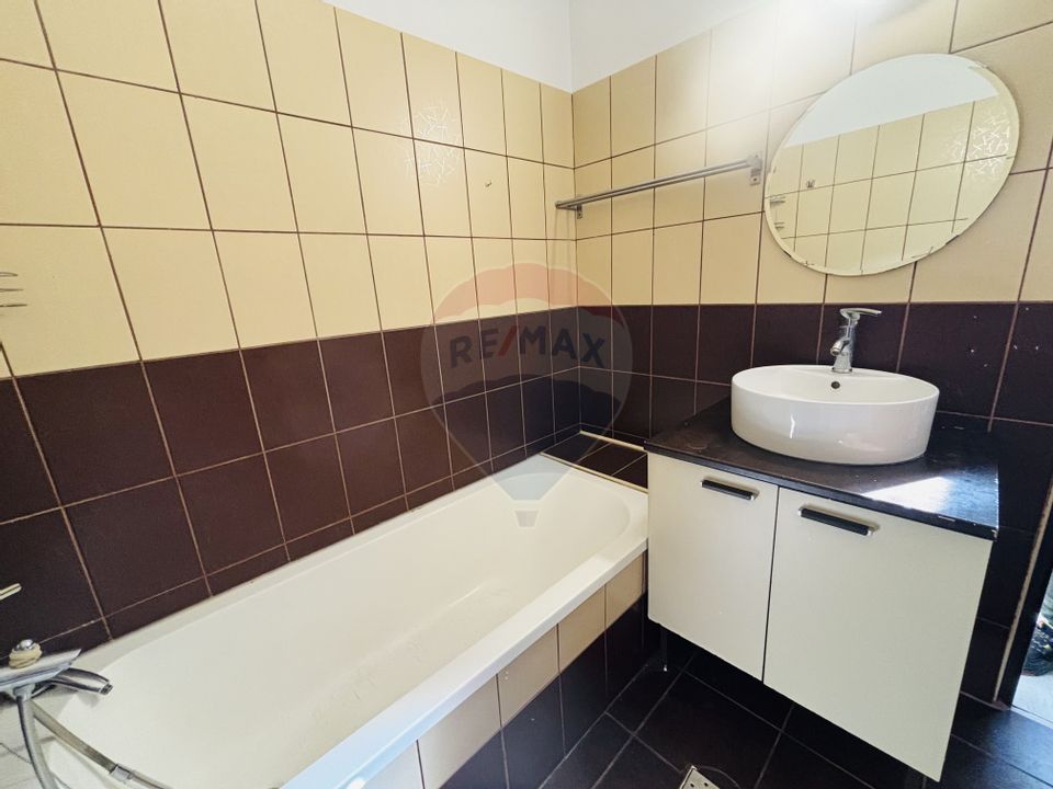 OPORTUNITATE Apartament 3 camere de vânzare în zona Giulesti