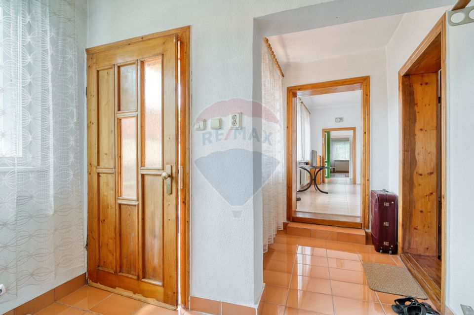 5 room House / Villa for sale, Bartolomeu area