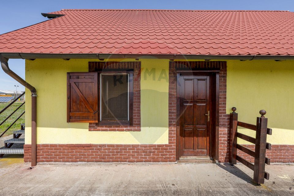 Apartament de închiriat la casă, cu 3 camere – zona Nord-Est, Șofronea