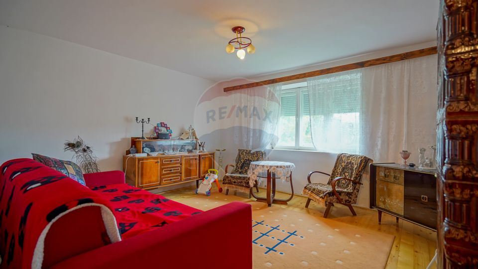 Casă cu 4 camere de vânzare in Racos, COMISION 0%!