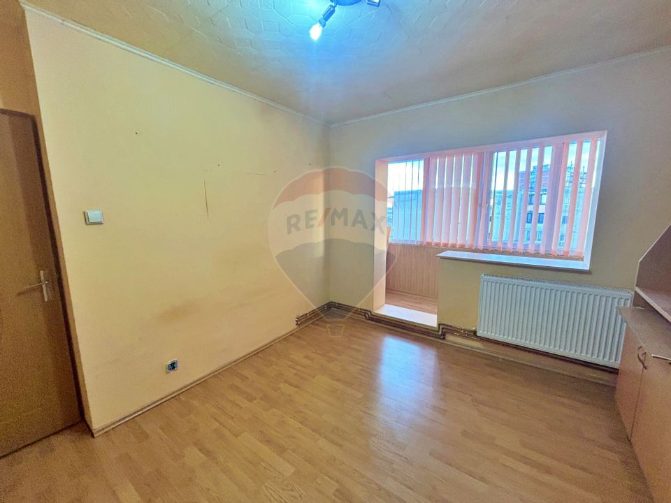 Apartament cu 2 camere de vânzare în Aradul Nou