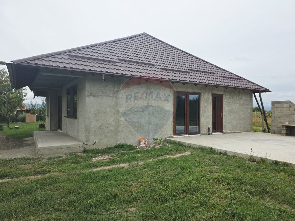 4 room House / Villa for sale