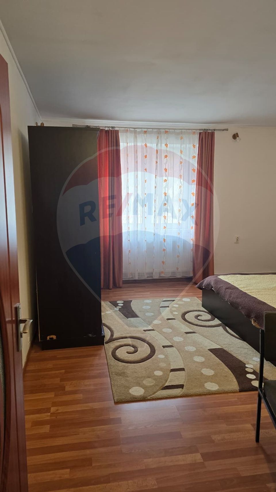 5 room House / Villa for sale